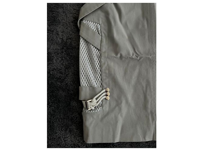 Falda de bondage gris de Gucci por Frida Giannini Primavera Verano 2010. - vista 3