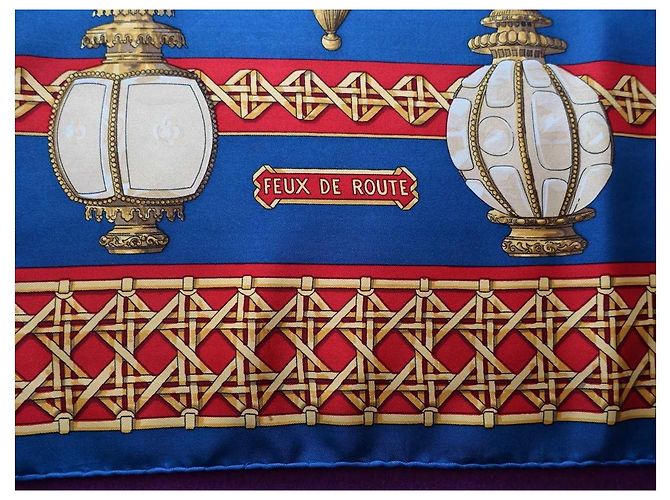 Lenço de Seda Hermès Vintage Original 90x90 Tecido de Seda "Feux de Route" Vermelho Azul Amarelo - vista 5