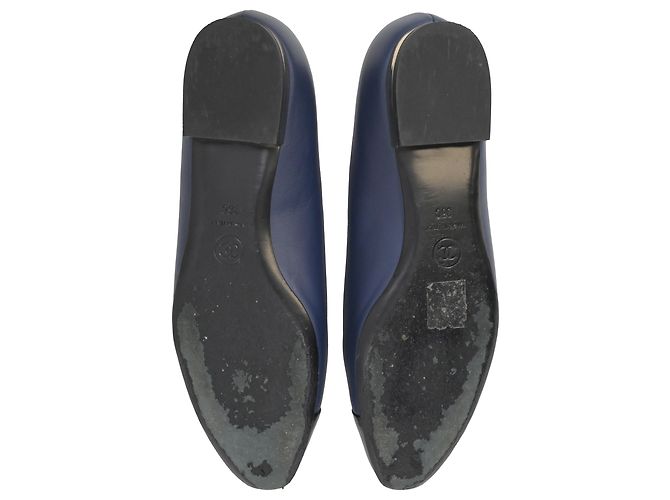 Timeless Ballerine Chanel con punta in pelle blu e nera - vista 6