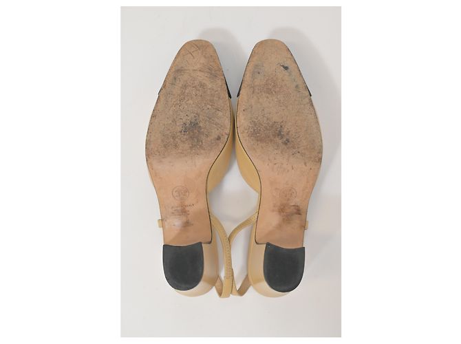 Timeless Pumps Slingback Chanel in pelle beige - vista 6
