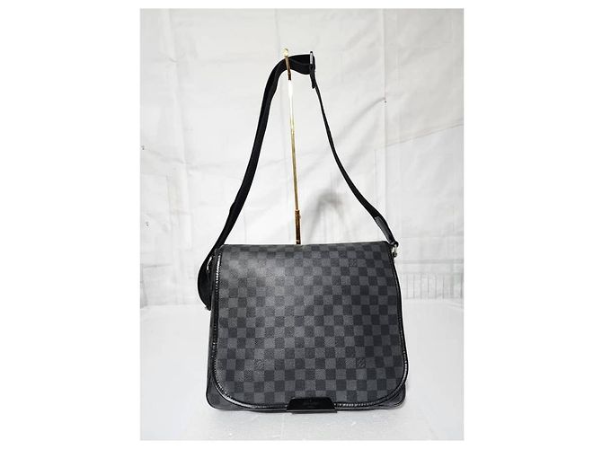 Borsa messenger Renzo Damier Graphite Louis Vuitton Grigio/Nero - vista 2