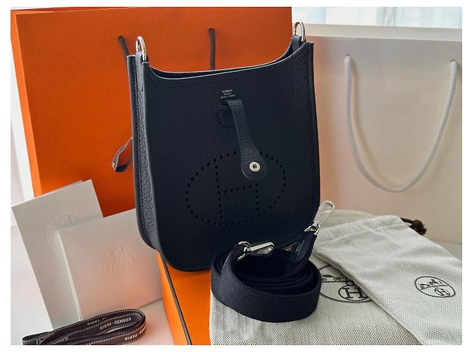 NUOVO Hermès Evelyne 16 TPM Nero - vista 10