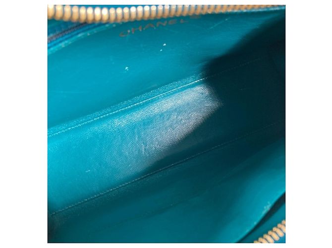 Chanel Tasche aus grünem Kaviarleder - Ansicht 11
