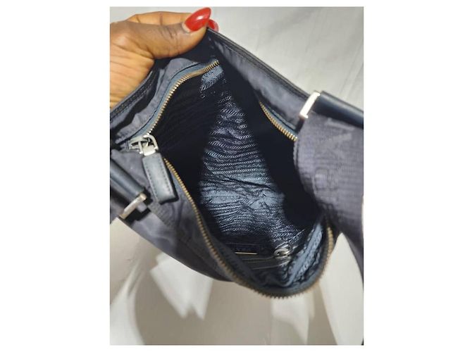 PRADA Borsa Messenger in Nylon Tessuto Blu Navy Scuro Nero - vista 13