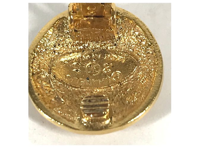 Runde Ohrringe Chanel CC Coco Mark Golden - Ansicht 14