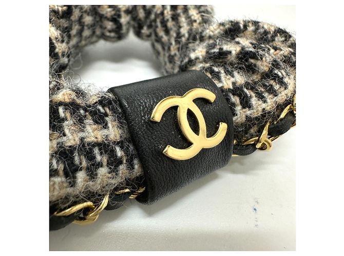 Chanel Coco Marchio Houndstooth Hair Chain Scrunchie Beige - vista 2