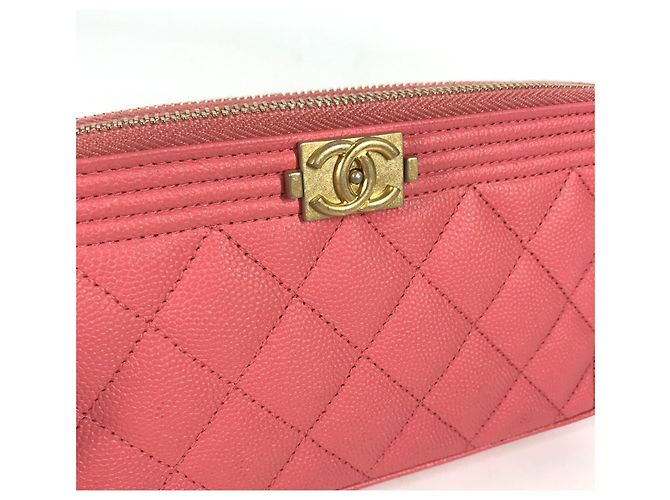 Cartera de hombro de cuero caviar Chanel Boy Rosa - vista 4