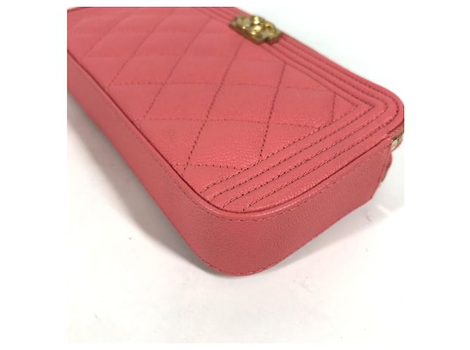Cartera de hombro de cuero caviar Chanel Boy Rosa - vista 5