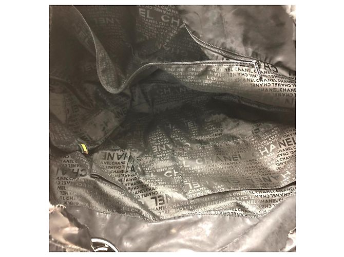 Borsa a Spalla Chanel Coco Cabas GM con Catena Nero - vista 7