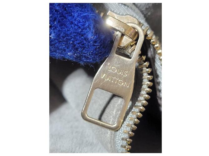 Louis Vuitton Limited Edition Whisper Monogram Wildleder & Python GM Schultertasche Braun Grau - Ansicht 5