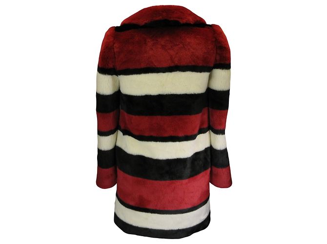 Olivia Kunstfellmantel in Rot / Weiß / Schwarz von Alice + Olivia - Ansicht 3