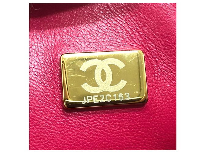 Borsa a spalla Chanel AS2785 Matelassé No Icon Chain Nero - vista 13