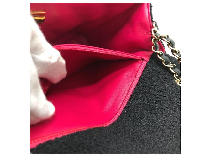 Borsa a spalla Chanel AS2785 Matelassé No Icon Chain Nero - vista 14