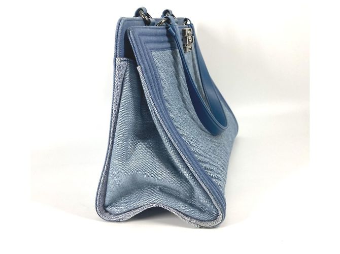 Borsa a Spalla Chanel Boy Chanel V-Stitch Blu - vista 14