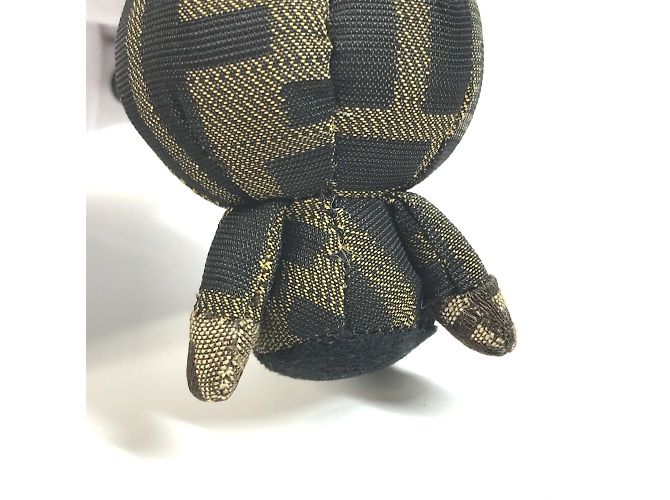 Fendi x A Bathing Ape Milo Zucca Plush Charm Marrone - vista 11