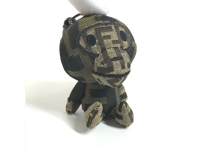 Fendi x A Bathing Ape Milo Zucca Plush Charm Marrone - vista 5