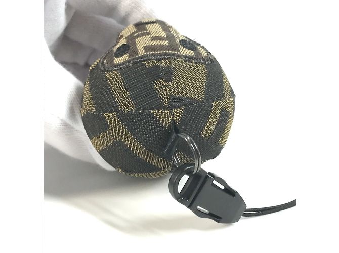 Fendi x A Bathing Ape Milo Zucca Plush Charm Marrone - vista 7