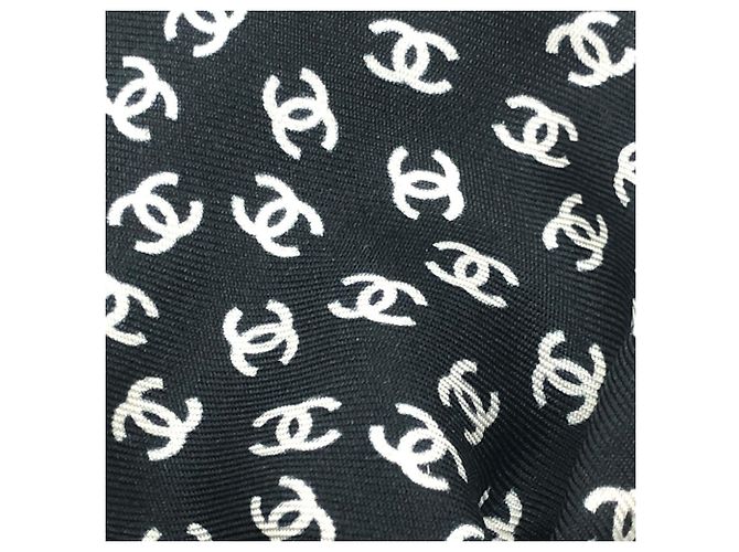 Scrunchie per capelli in nastro Chanel con logo Coco Nero Bianco - vista 5