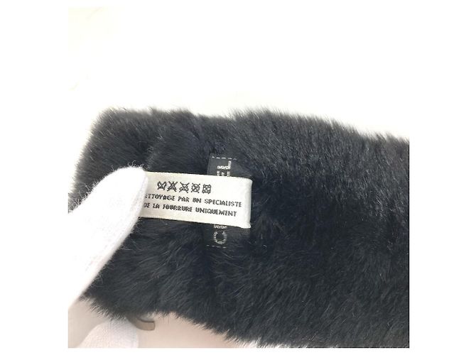 Bracciale Cocomark CC in pelliccia nera Chanel Nero - vista 6