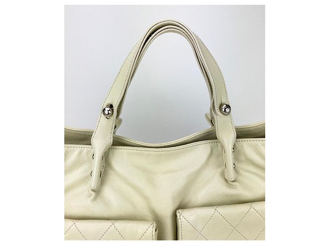 Mademoiselle Chanel White Pocket nella borsa da città Bianco - vista 6