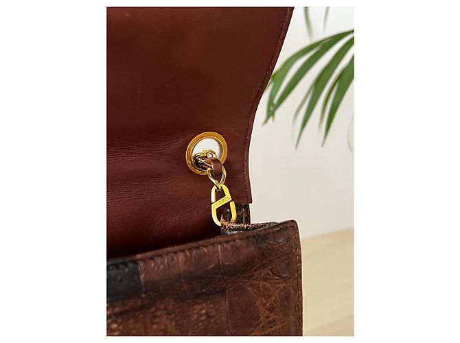 Borsa a spalla Chanel in pelle di alligatore, circa 1986. Marrone scuro - vista 5