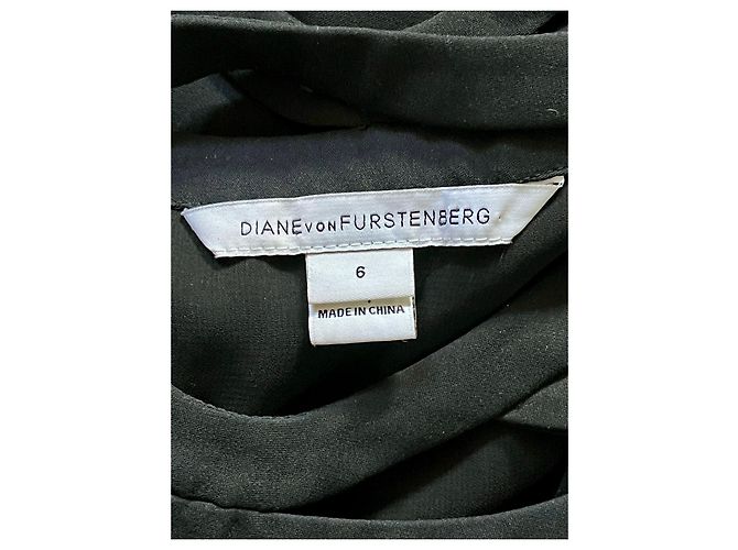 Diane Von Furstenberg DvF Melanie Kleid mit Käfig-Ausschnitt aus schwarzer Seide - Ansicht 7
