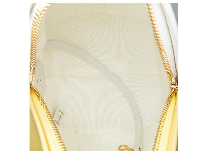 Bolsa Coco Beach Ball em couro de bezerro amarelo Chanel - vista 5