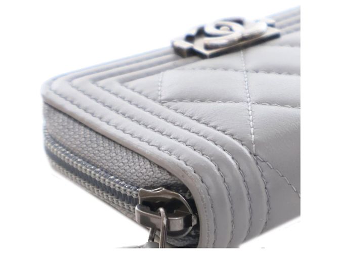 Monedero Boy de piel de cordero gris Chanel Castaño - vista 11