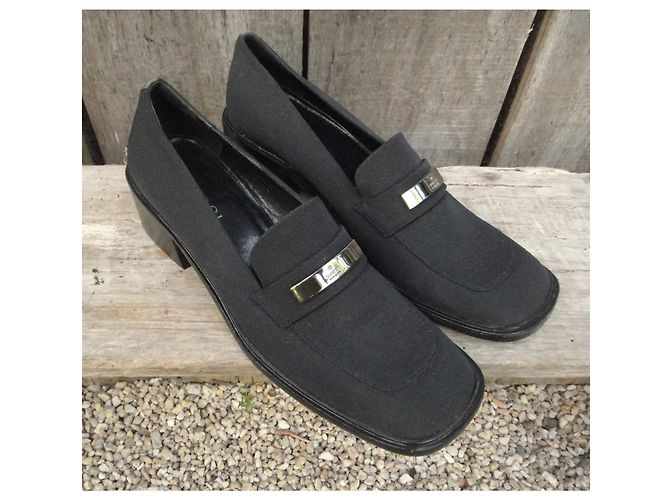 Mocassini Gucci Neri in Pelle Nero - vista 2