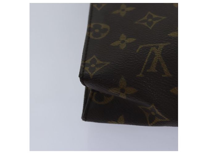 LOUIS VUITTON Monogram Poche Toilette 26 Pouch M47542 LV Auth yk13699 Monograma - vista 15
