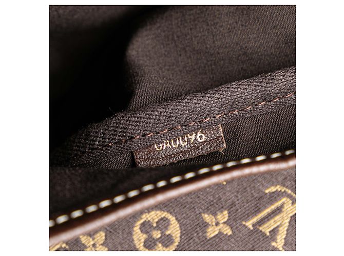Louis Vuitton Mini Lin Saumur 43 Monogramma Marrone Marrone scuro - vista 8