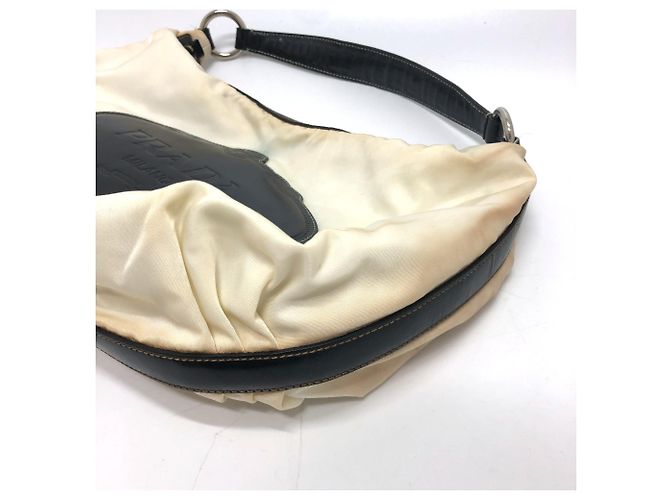 Borsa a spalla in tessuto bianco Prada - vista 6