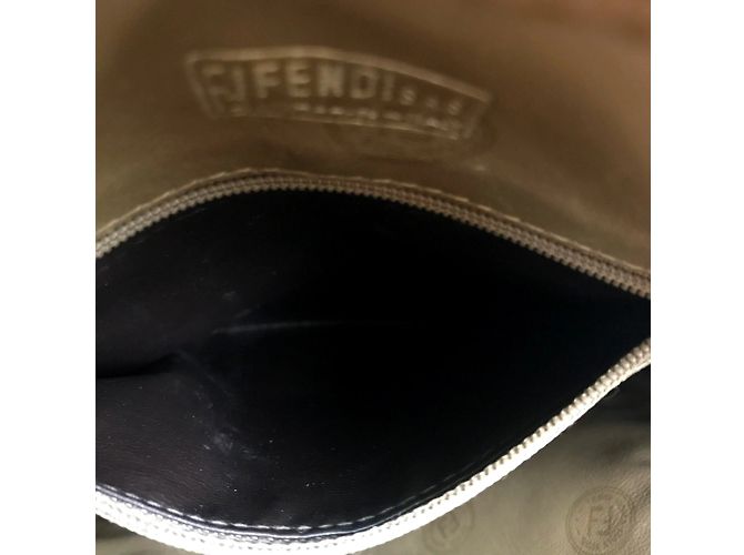 Vintage Beiger Schultertasche von Fendi - Ansicht 12