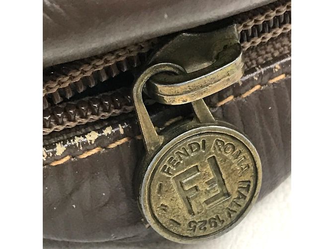 Vintage Beiger Schultertasche von Fendi - Ansicht 8