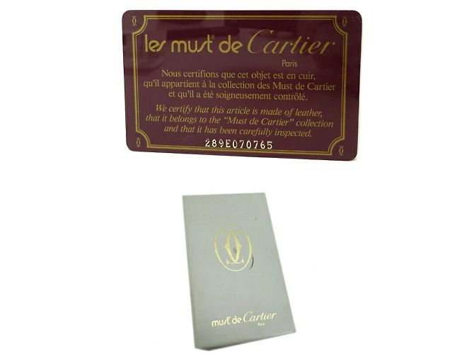 Llave de 4 anillos de la línea Must de Cartier en cuero burdeos - vista 7