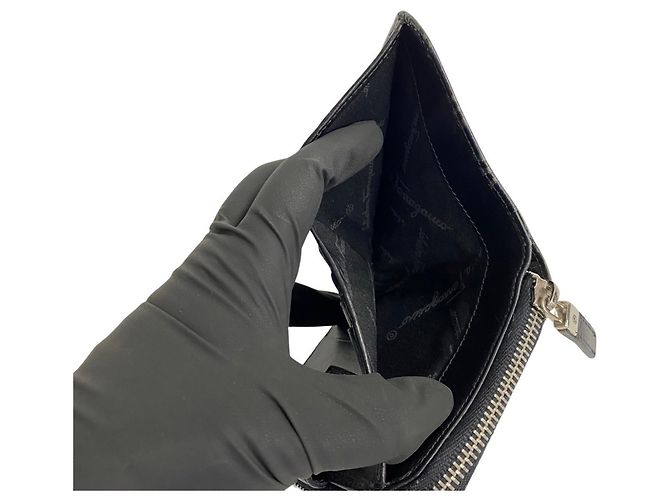 Billetera bifold de cuero Gancini con cierre redondo Salvatore Ferragamo - vista 7