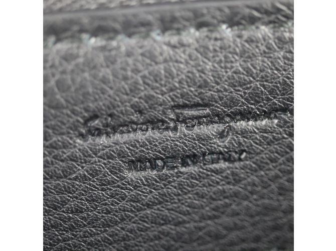 Clutch in pelle nera con borchie Salvatore Ferragamo Nero - vista 6