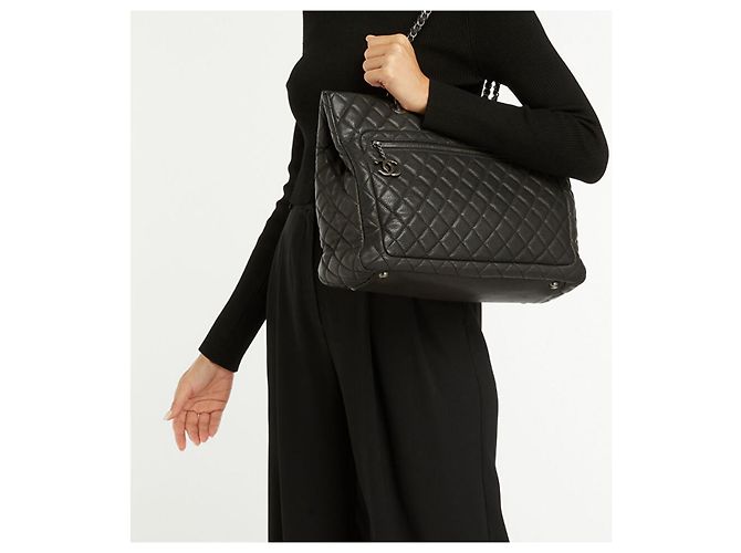 Trendy CC Chanel Shopping Tote Nera in Pelle Caviar Nero - vista 9