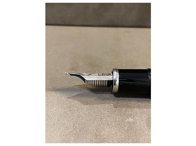 Montblanc Writers Edition George Bernard Shaw Penna M Metallico - vista 3