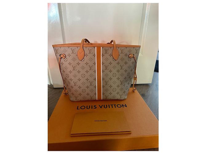 Louis Vuitton Neverfull monograma MM Beige - vista 10