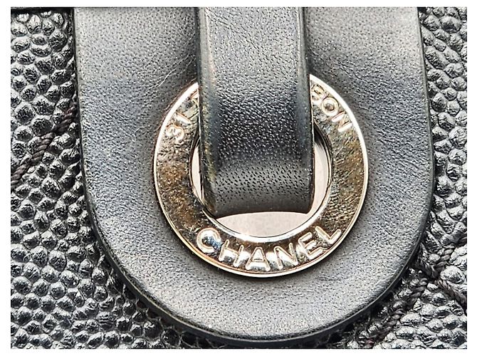 Chanel Sulla Strada Borsa Caviar Cucitura Wild Nero - vista 6