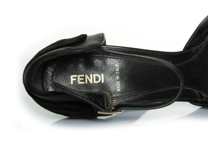Fendi, Leder-Peeptoe-Plateausandalette Schwarz - Ansicht 8