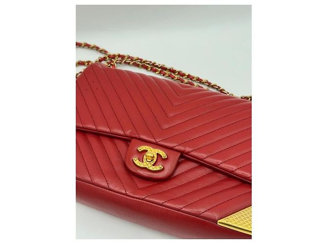Timeless Chanel Lammfell Rock the Corner Chevron rote Tasche - Ansicht 11