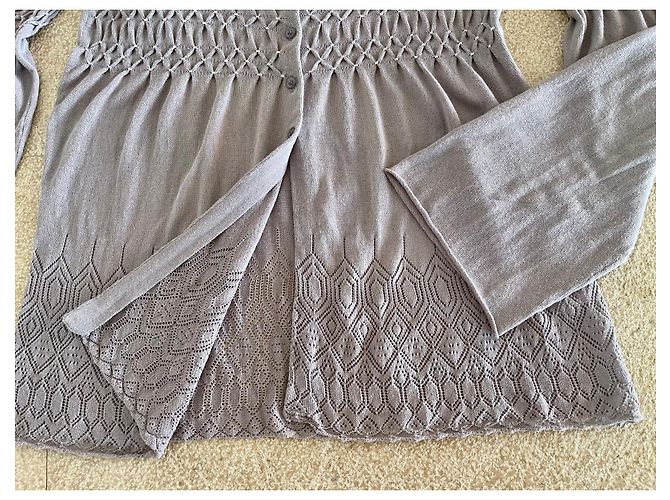 Hellgrauer feiner Stricktop mit Raffung von Massimo Dutti Größe M oder 36-38 Weiß - Ansicht 5