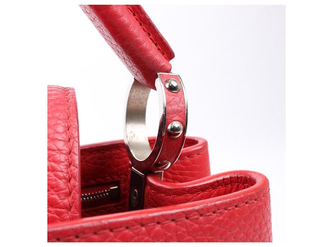 Borsa Louis Vuitton Parnassea Capucines PM in rosso M42237 - vista 10