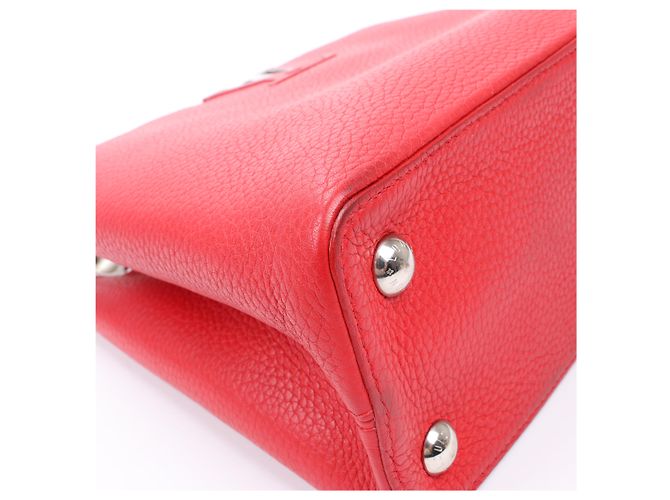 Borsa Louis Vuitton Parnassea Capucines PM in rosso M42237 - vista 14