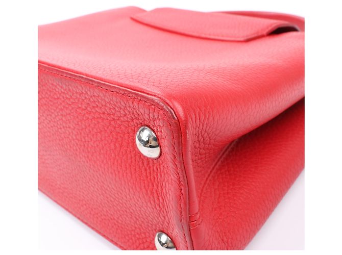 Borsa Louis Vuitton Parnassea Capucines PM in rosso M42237 - vista 15