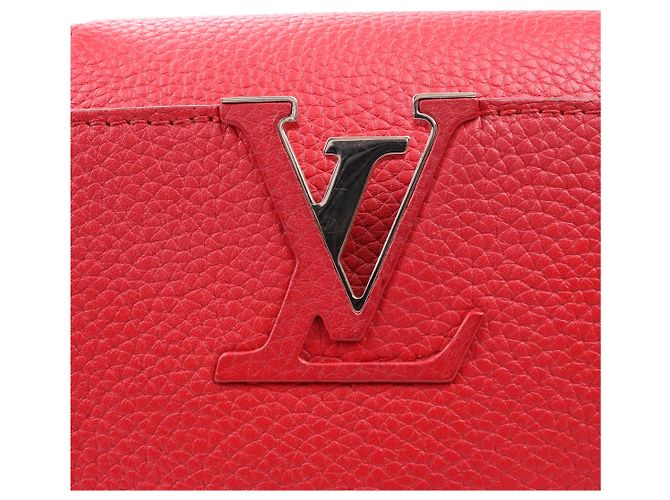 Borsa Louis Vuitton Parnassea Capucines PM in rosso M42237 - vista 9