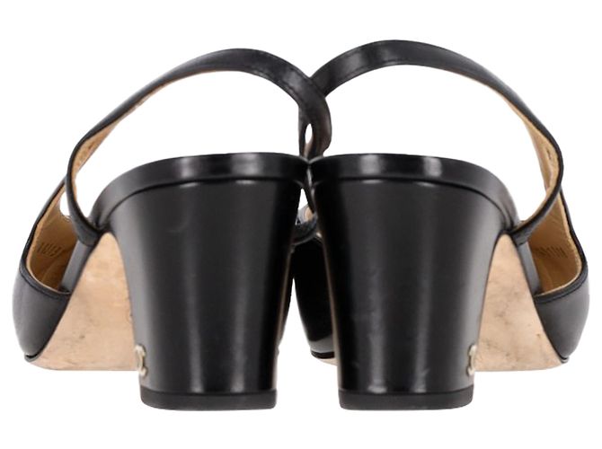 Timeless Pumps Slingback con logo CC di Chanel in pelle nera Nero - vista 3