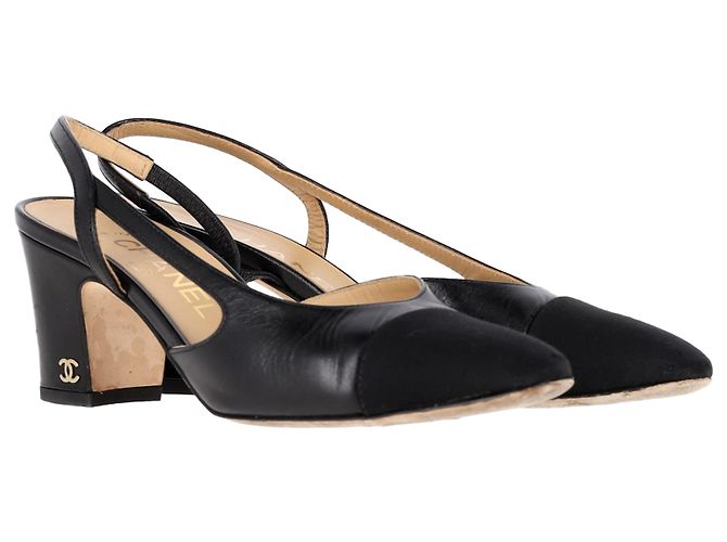 Timeless Pumps Slingback con logo CC di Chanel in pelle nera Nero - vista 5